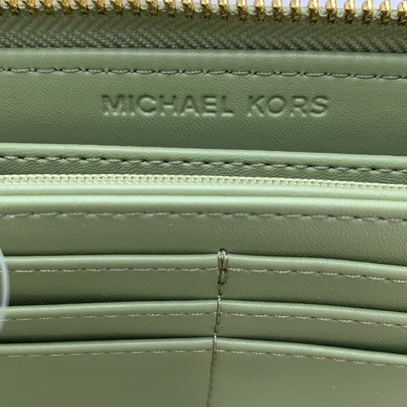 MICHAEL KORS Large Travel Continental Leather
Color: Light Sage/ Brown multi - Picture 11 of 16